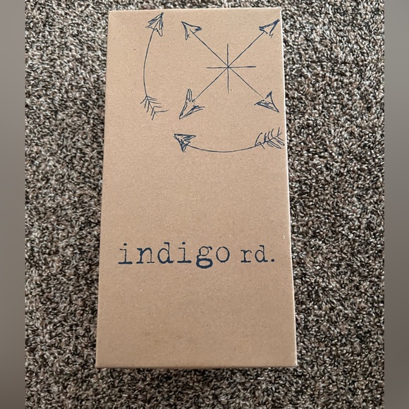 Indigo rd, size 7.5 mules - Picture 5 of 5